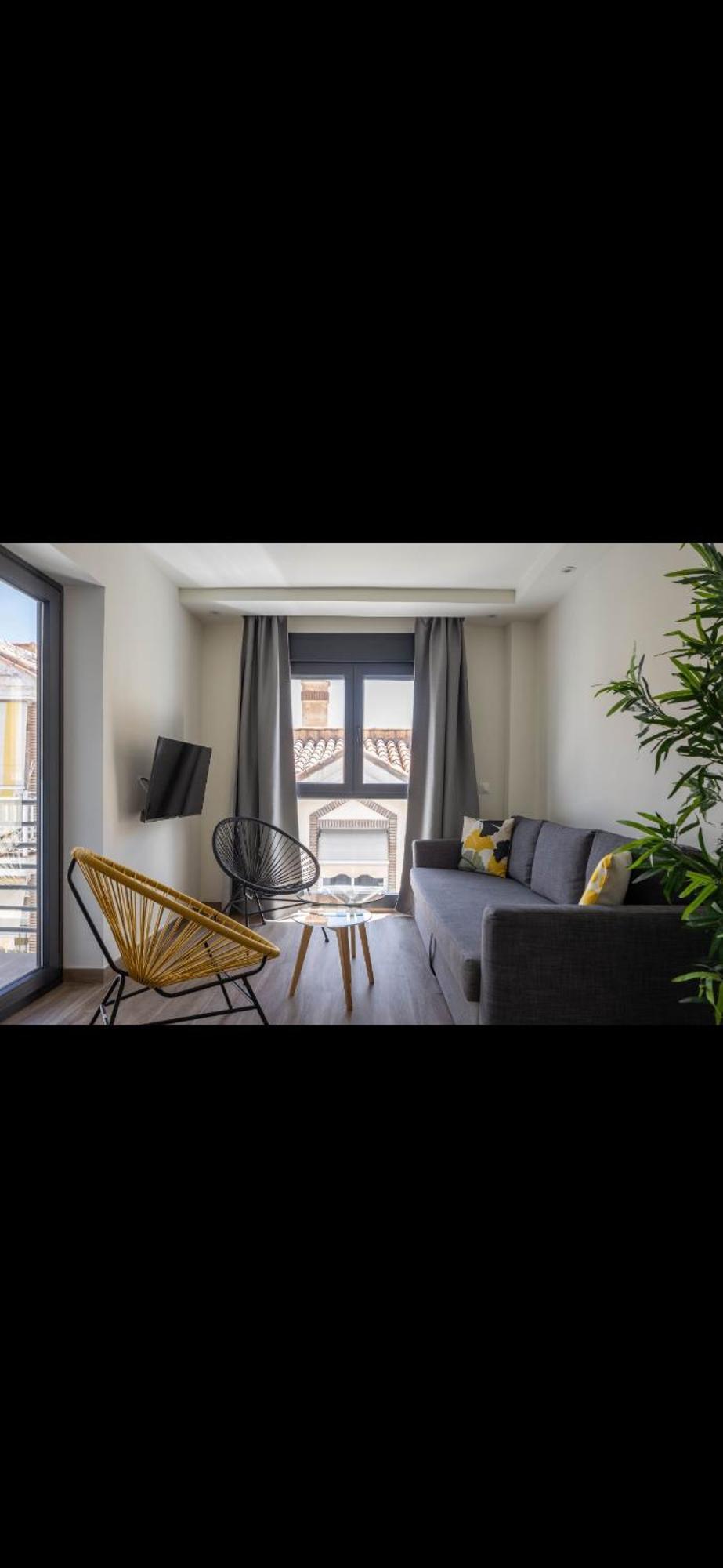 Apartment At The Beach Malaga Bagian luar foto