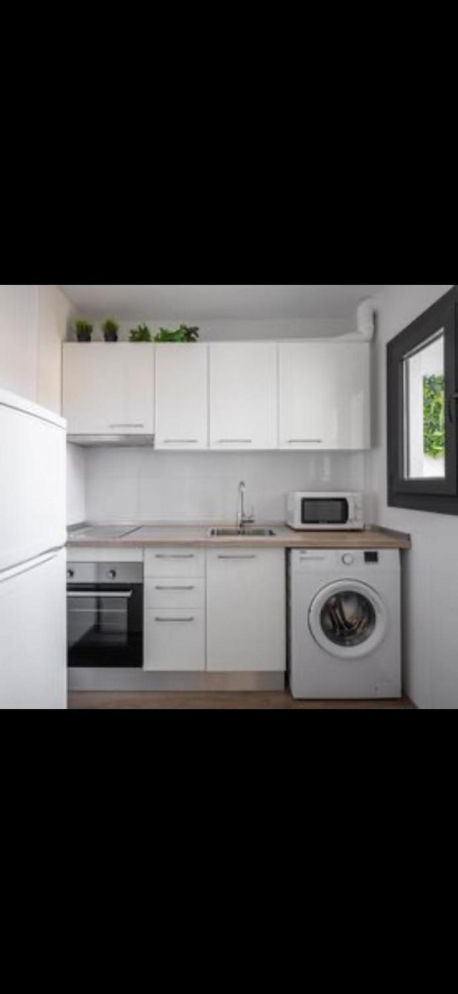 Apartment At The Beach Malaga Bagian luar foto